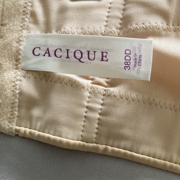 Cacique Intimates & Sleepwear Cacique Beige Underwire Strapless Bra